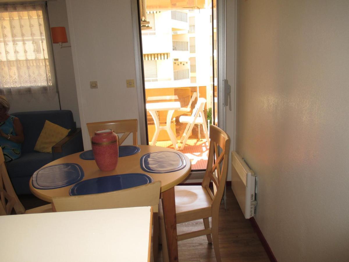 Promenade Des Bains Apartment แซ็งต์-ราฟาเอล ภายนอก รูปภาพ